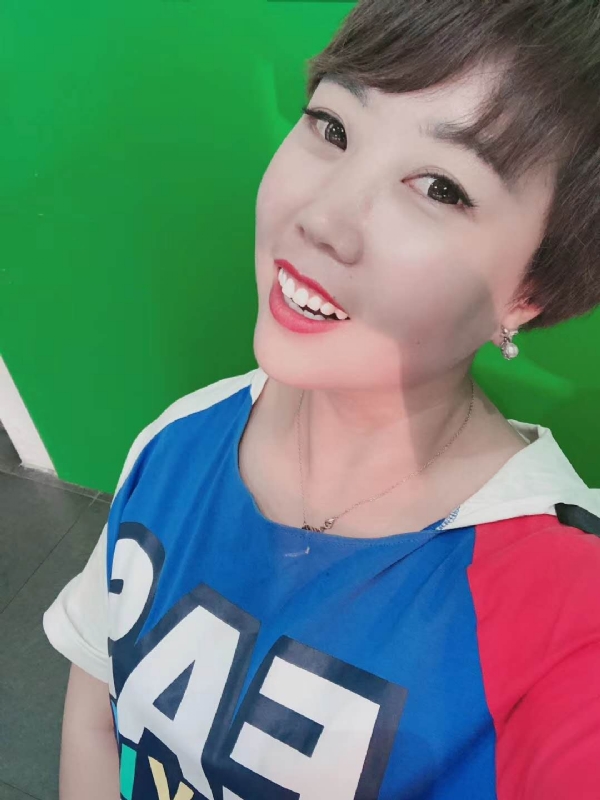 青青子衿的第一张照片--石家庄相亲服务中心