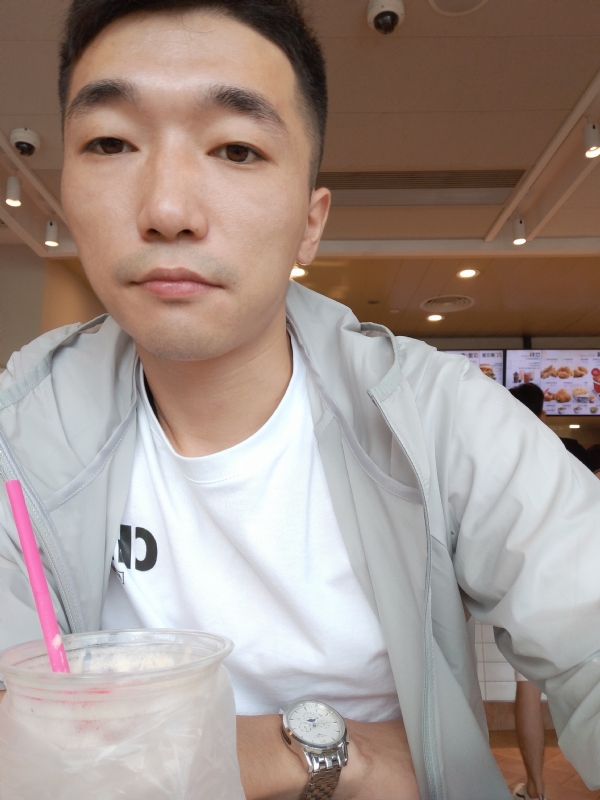 须臾数年的第三张照片--石家庄相亲服务中心