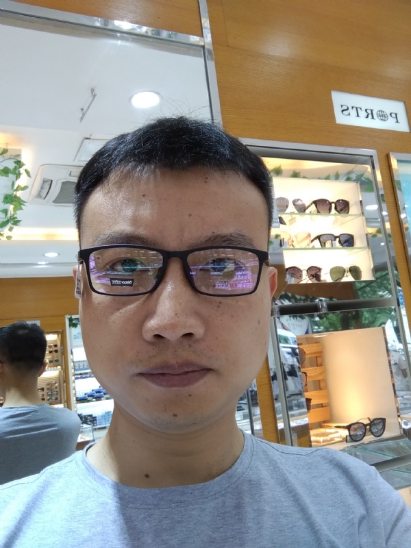 冰羽蓝的第一张照片--石家庄相亲服务中心