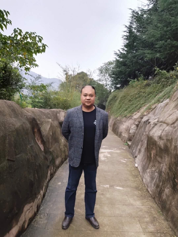 玉竹的第三张照片--石家庄相亲服务中心