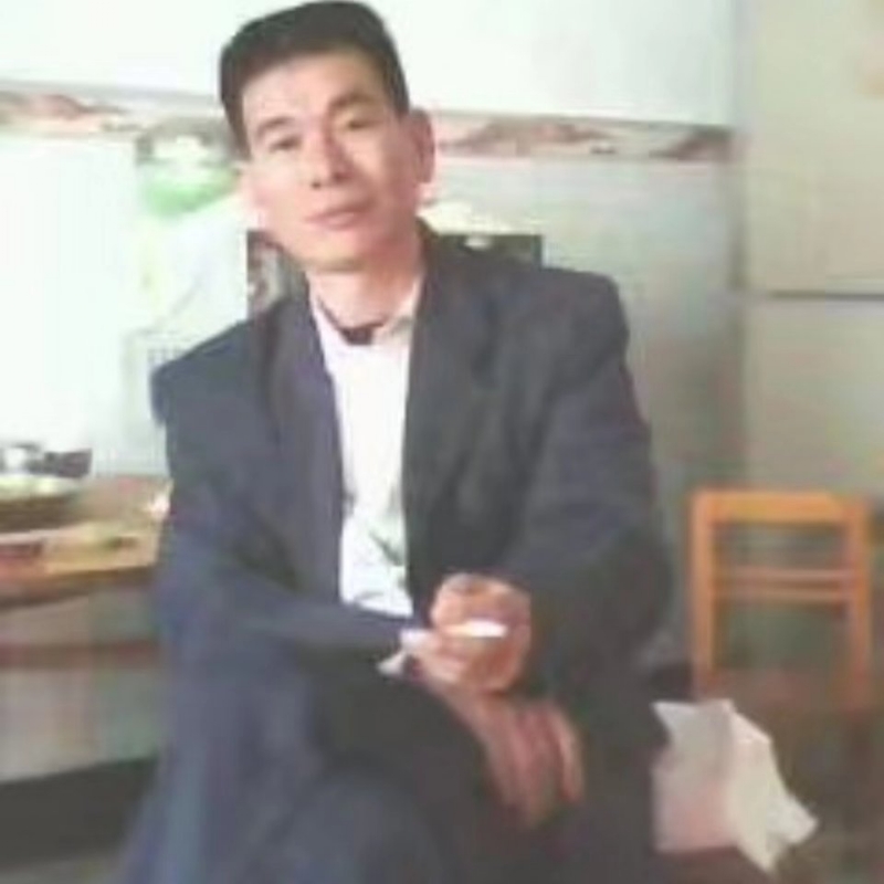 阳光照耀的第一张照片--石家庄相亲服务中心