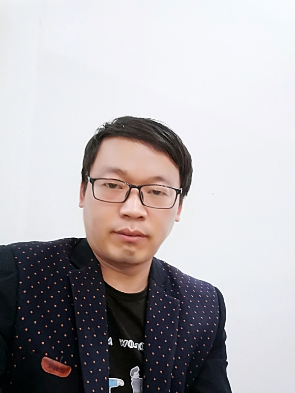 旭的第一张照片--石家庄相亲服务中心