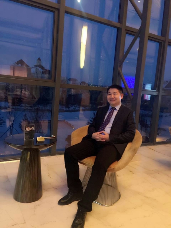 四只老虎的第一张照片--石家庄相亲服务中心