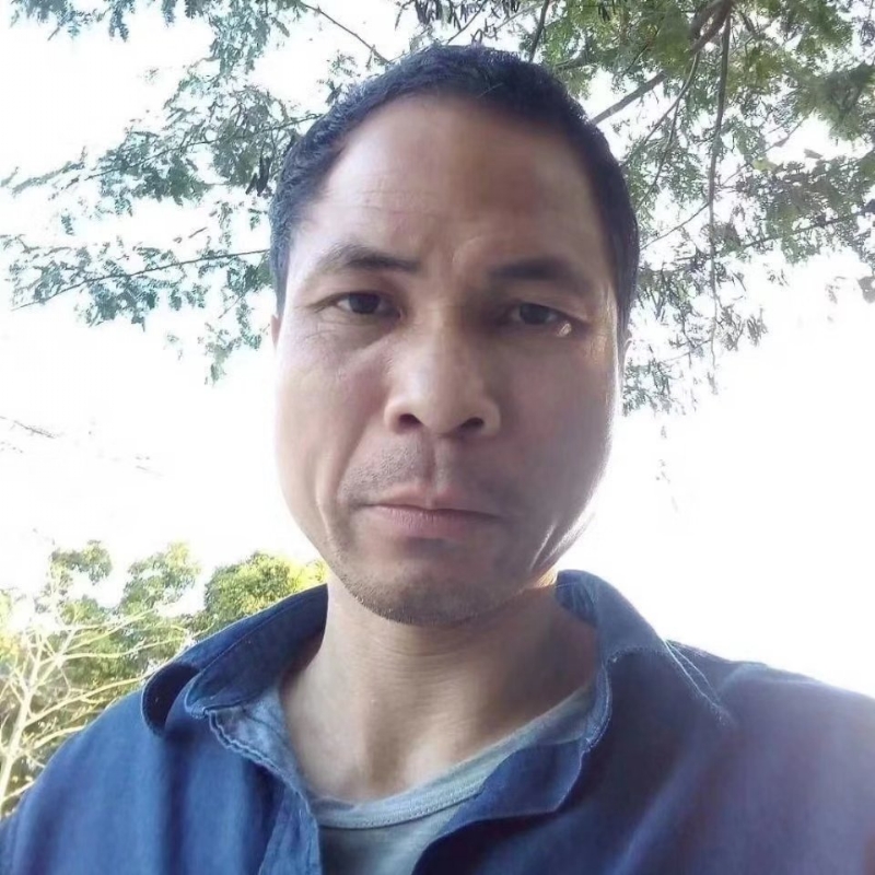 老钟的第一张照片--石家庄相亲服务中心