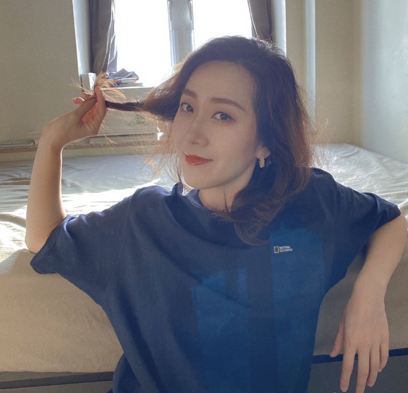 李雯雪的第一张照片--石家庄相亲服务中心