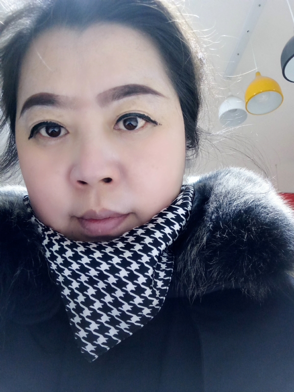 余猪猪的第一张照片--石家庄相亲服务中心