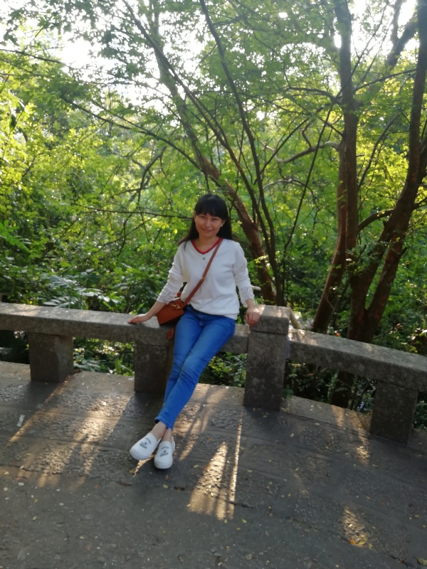 夏陌的第一张照片--石家庄相亲服务中心