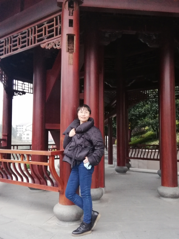 篱落的第一张照片--石家庄相亲服务中心