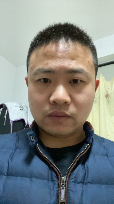 苹果的第一张照片--石家庄相亲服务中心