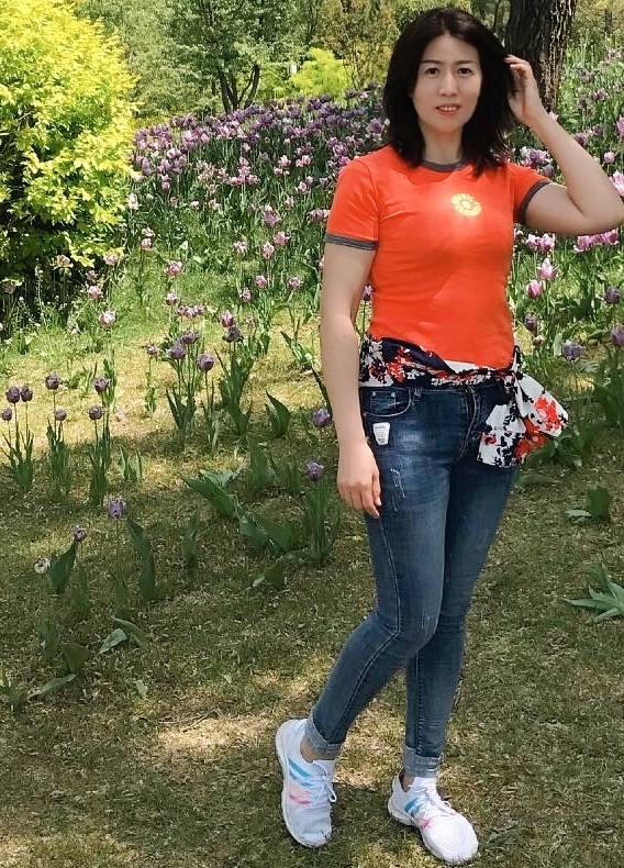 华的第一张照片--石家庄相亲服务中心