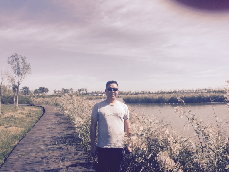 卓哥的第一张照片--石家庄相亲服务中心