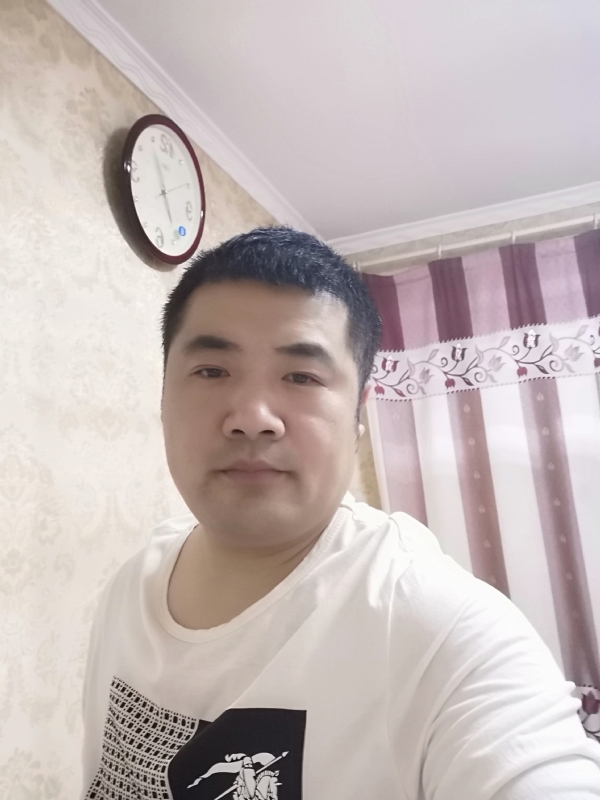 爱你的眼睛的第一张照片--石家庄相亲服务中心