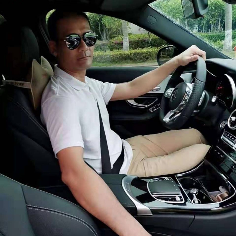 张睿展的第一张照片--石家庄相亲服务中心