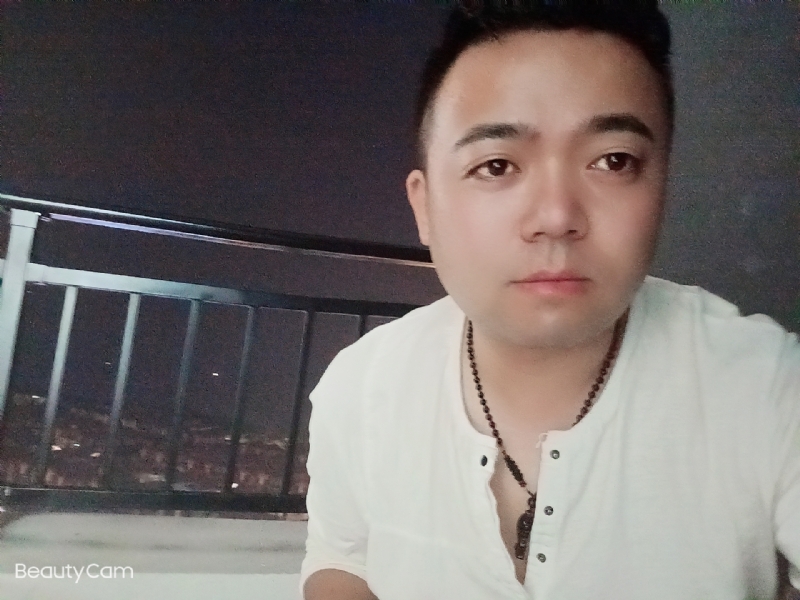 可么嗯哼的第一张照片--石家庄相亲服务中心