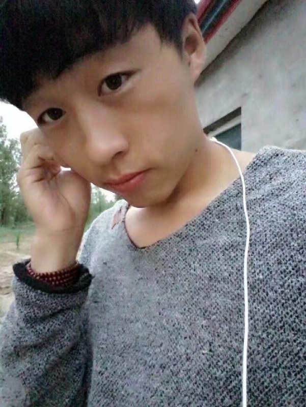 小胡的第一张照片--石家庄相亲服务中心