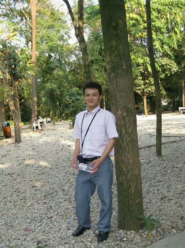 雨浓的第二张照片--石家庄相亲服务中心