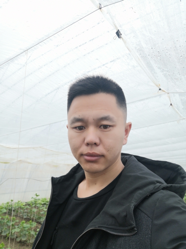 宇成的第一张照片--石家庄相亲服务中心