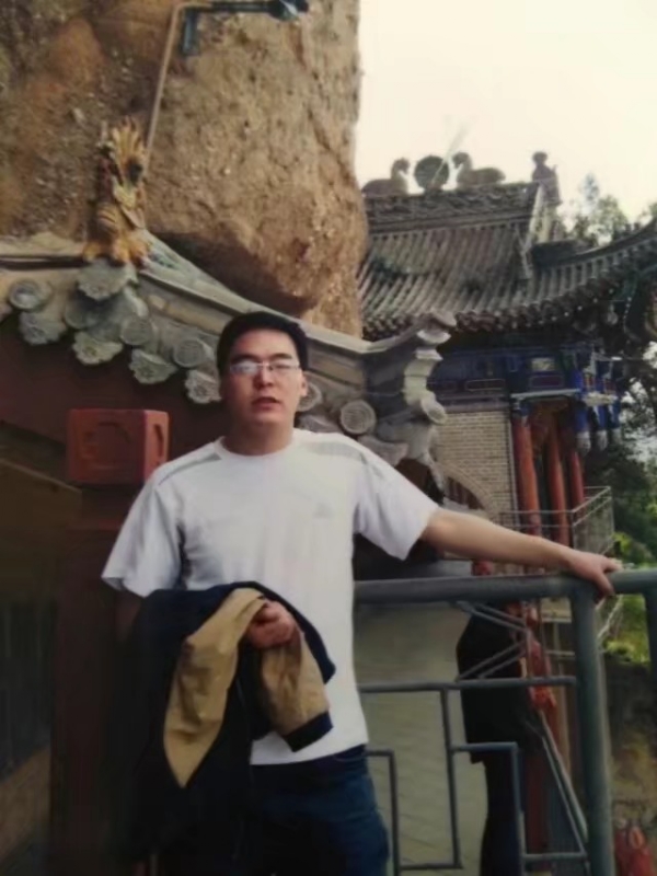 情迷海棠的第一张照片--石家庄相亲服务中心