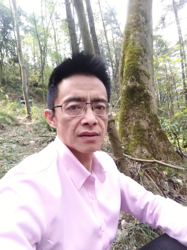 吴彬的第一张照片--石家庄相亲服务中心