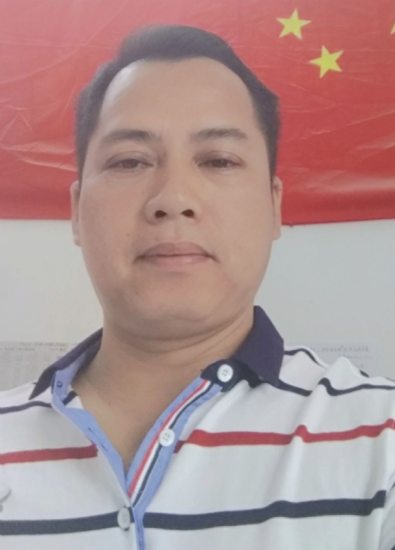 隆哥的第四张照片--石家庄相亲服务中心