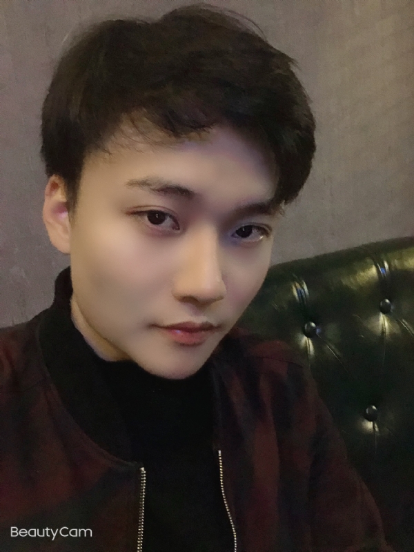 飞鸟和蝉的第一张照片--石家庄相亲服务中心