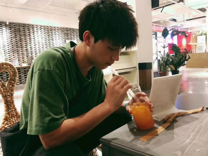 一花一世界的第一张照片--石家庄相亲服务中心