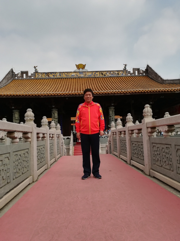 红尘老生的第一张照片--石家庄相亲服务中心