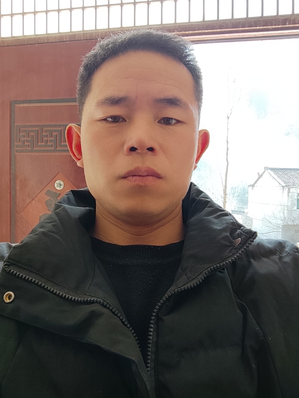 勇敢的成长的第一张照片--石家庄相亲服务中心