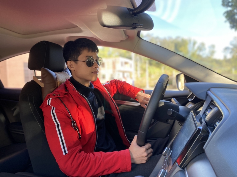 林威成的第二张照片--石家庄相亲服务中心