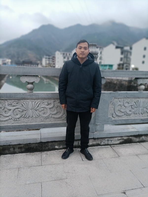 昊林的第一张照片--石家庄相亲服务中心