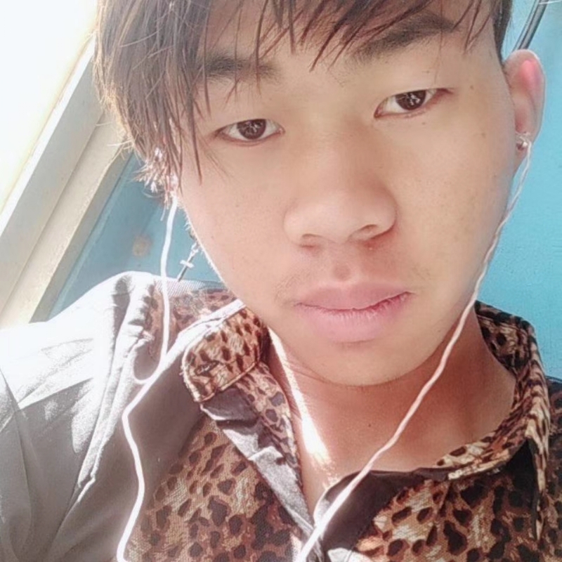 少年不在少的第三张照片--石家庄相亲服务中心