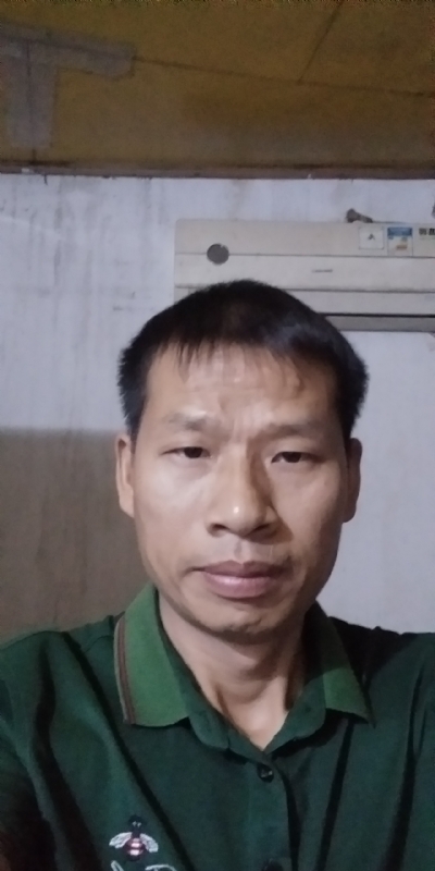 执着跋涉的第二张照片--石家庄相亲服务中心