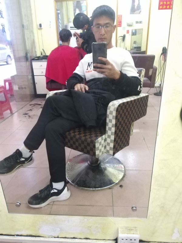 hushuai的第一张照片--石家庄相亲服务中心