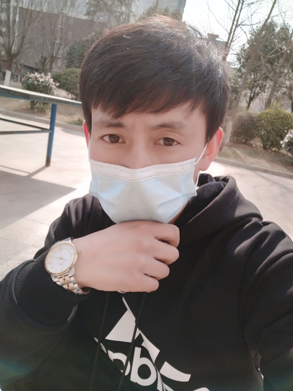 简单的幸福的第一张照片--石家庄相亲服务中心