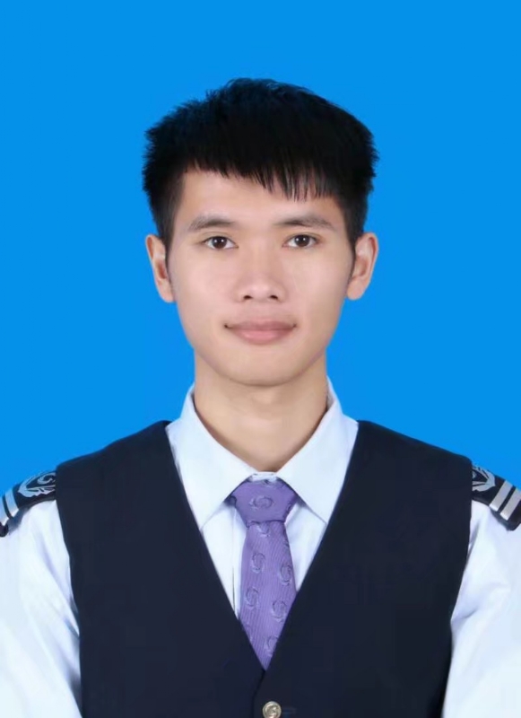 一头奔跑的熊的第一张照片--石家庄相亲服务中心