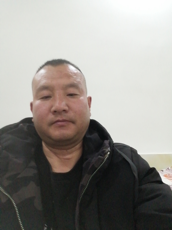 肖小江的第一张照片--石家庄相亲服务中心