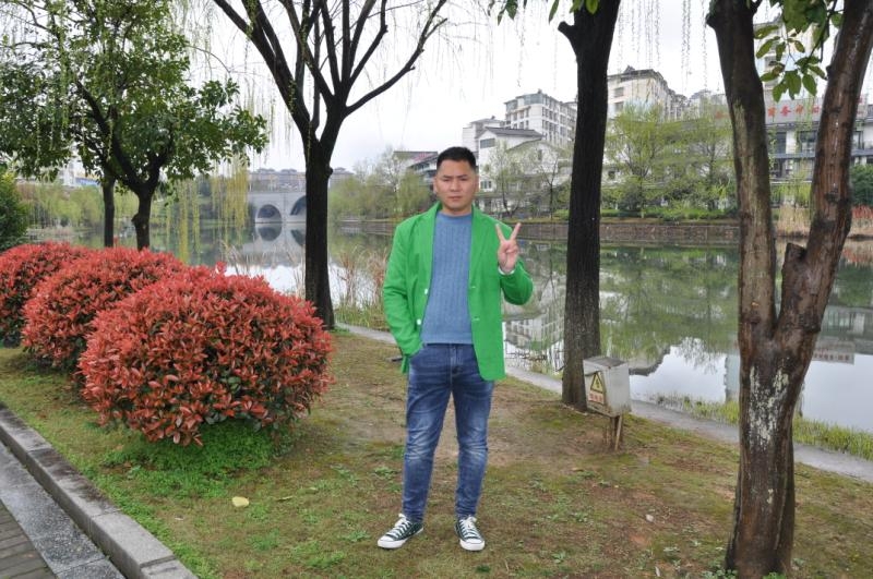 mingzai的第一张照片--石家庄相亲服务中心