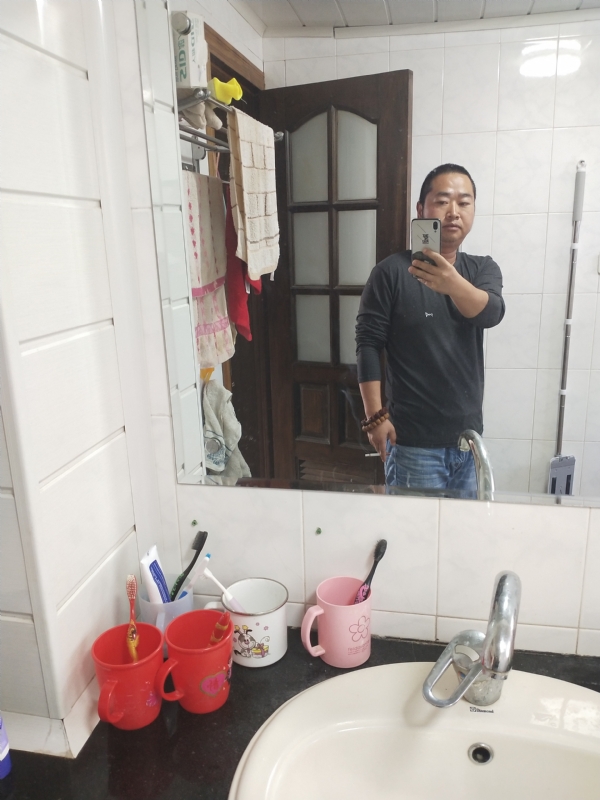 半世人间的第二张照片--石家庄相亲服务中心