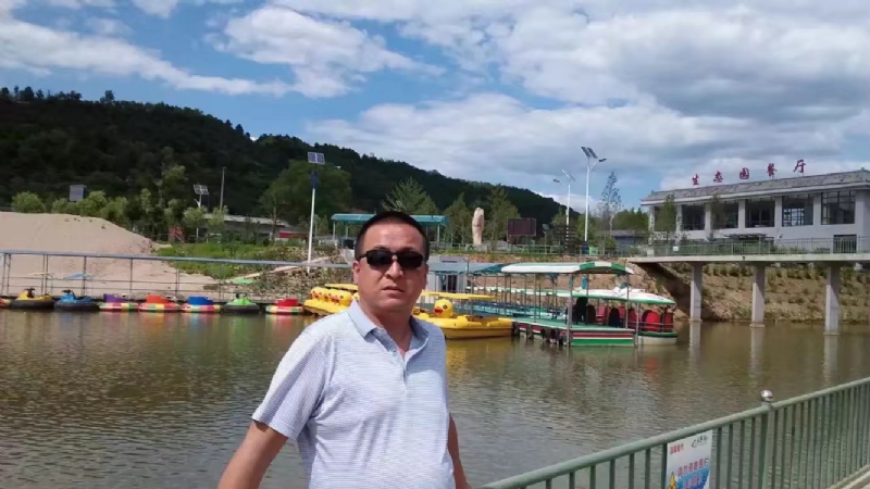 一三缺四的第一张照片--石家庄相亲服务中心