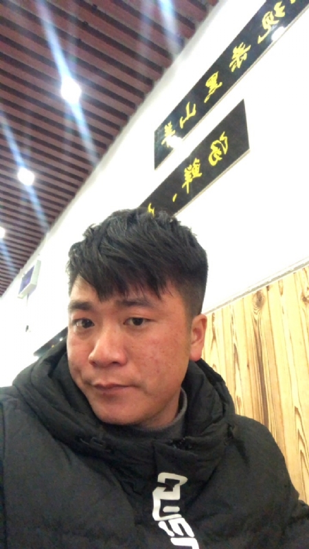 得得得的第一张照片--石家庄相亲服务中心