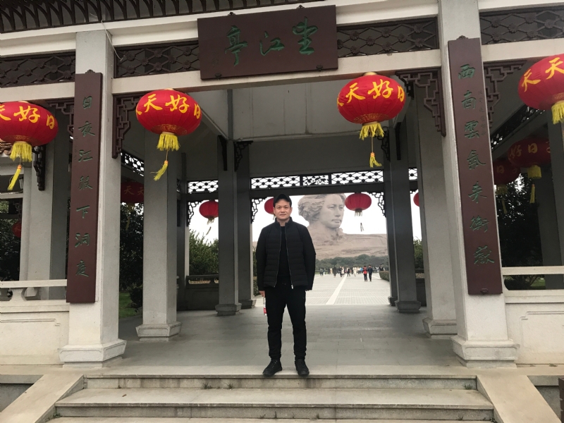 风继续吹的第一张照片--石家庄相亲服务中心