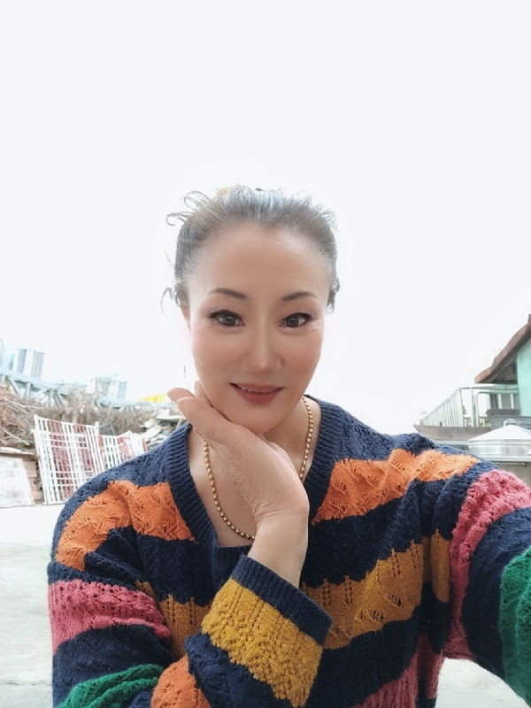 燕子的第四张照片--石家庄相亲服务中心