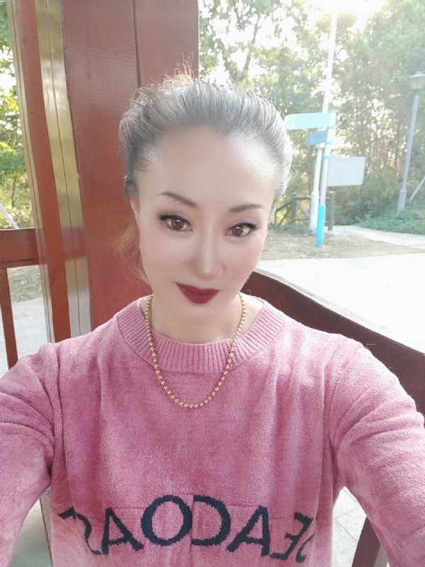 燕子的第五张照片--石家庄相亲服务中心