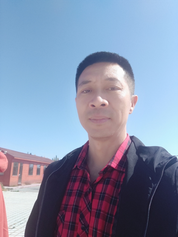 风滚草的坚持的第一张照片--石家庄相亲服务中心