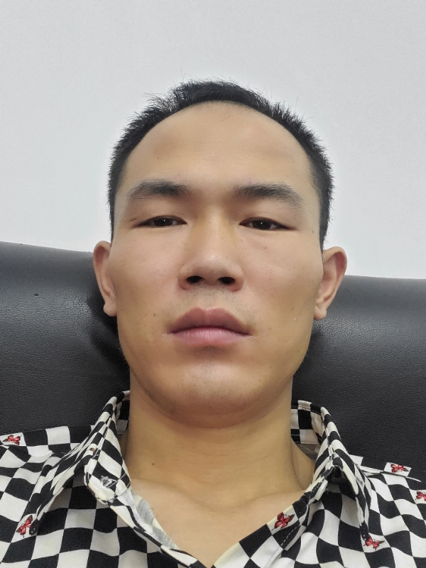 卷卷有爷名的第一张照片--石家庄相亲服务中心