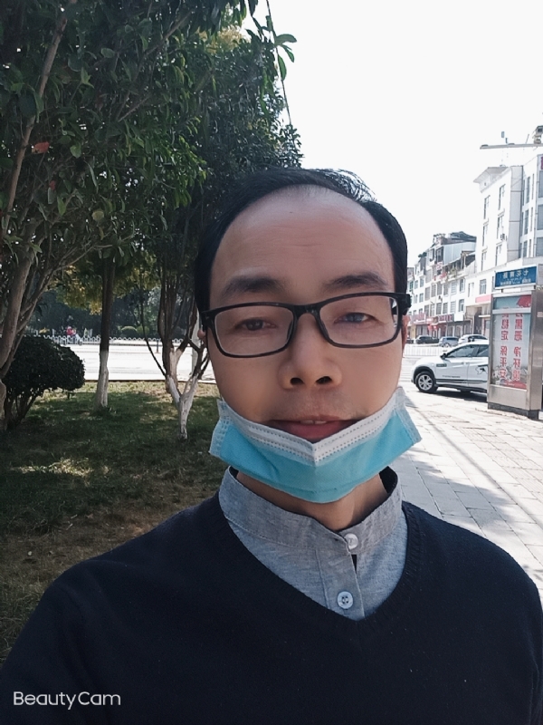 开心生活的第一张照片--石家庄相亲服务中心