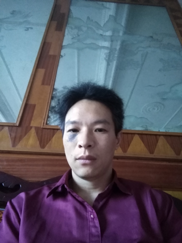 风中落叶的第一张照片--石家庄相亲服务中心