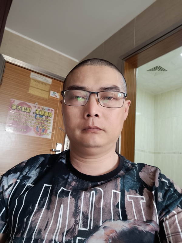 心梦无痕的第一张照片--石家庄相亲服务中心