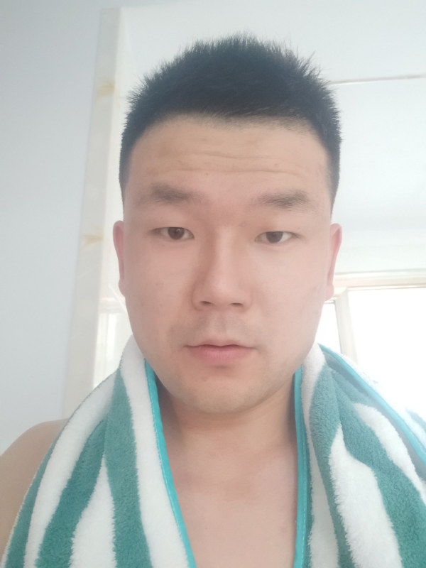 海滨的第一张照片--石家庄相亲服务中心