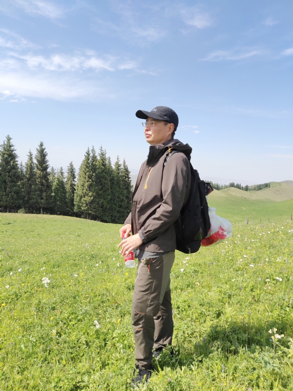 野丁的第一张照片--石家庄相亲服务中心